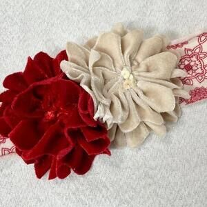 Giggle moon headband. White as snow.